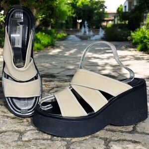 Steve Madden Cream and Black Platform Sandals